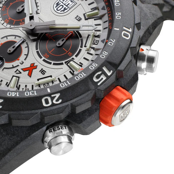 LUMINOX - Bear Grylls Survival Master