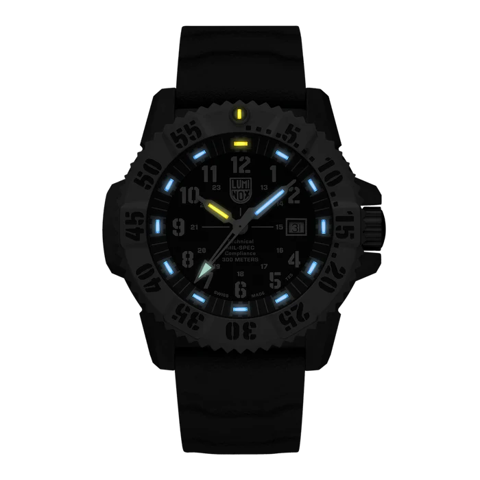 LUMINOX - MIL-SPEC inspiriert