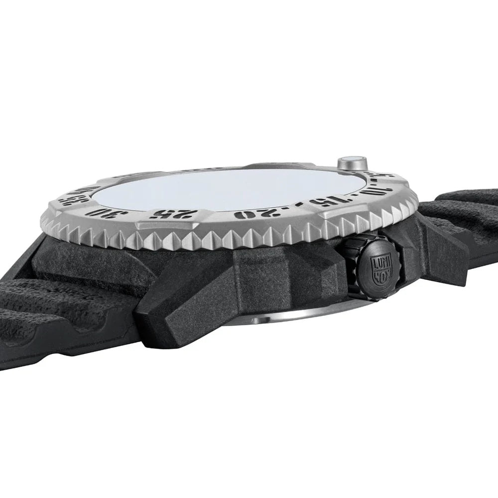LUMINOX - MIL-SPEC inspiriert