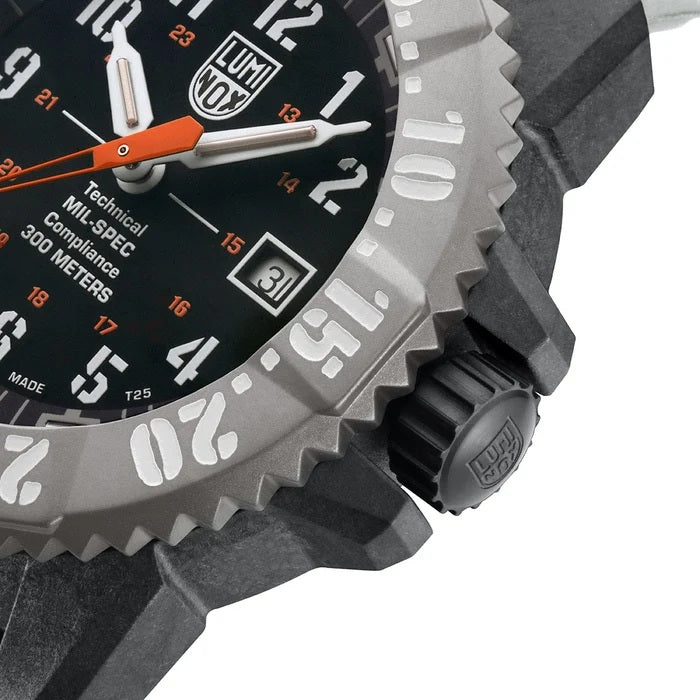 LUMINOX - MIL-SPEC inspiriert