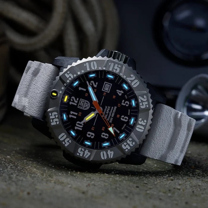 LUMINOX - MIL-SPEC inspiriert