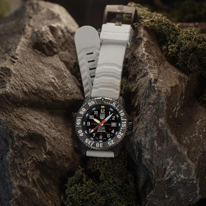 LUMINOX - MIL-SPEC inspiriert